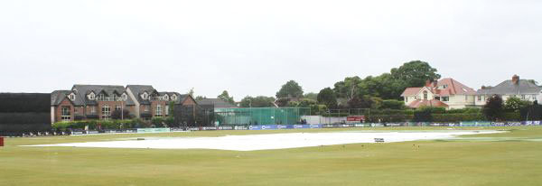 It's raining heavily at present in Clontarf (CricketEurope)
