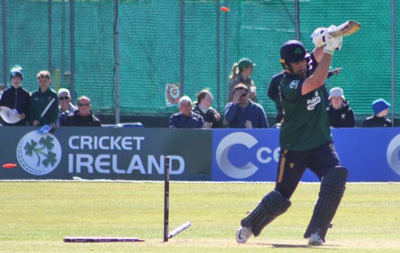Balbirnie is bowled by Seales (CricketEurope)