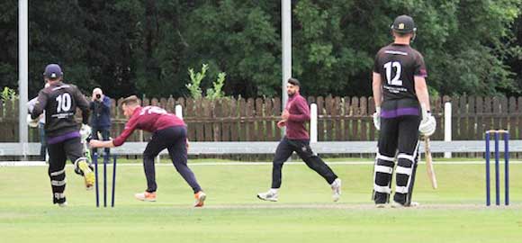 Rose backs up too far and is run out (CricketEurope)