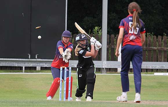McKeown is bowled by Speer (CricketEurope)