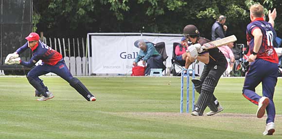 Topping holds the catch and McKinley is out for a fine 71 (CricketEurope)
