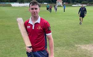 Mark Tonge scored 43 not out